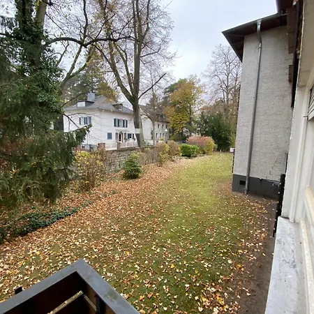 Einzimmerwohnung In Der Naehe Kudamms Und Location Gruenewald Apartment Berlin